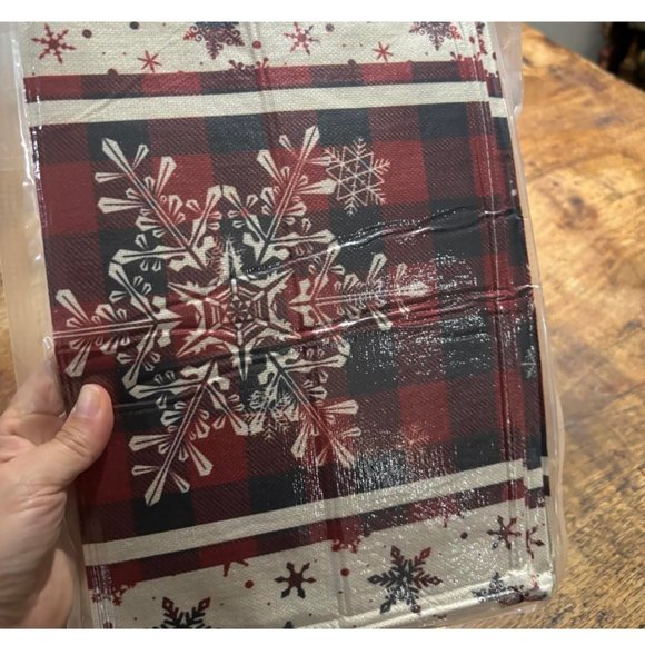 Christmas Table Runner Plaid Decor Winter Snowflake Decoration Decorative Cloth - Picture 10 of 10